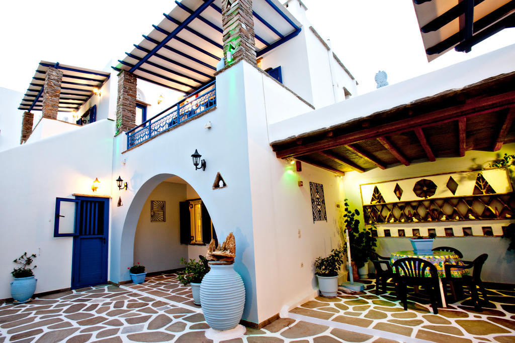 Irini Studios In Tinos Agios Ioannis  Exterior photo